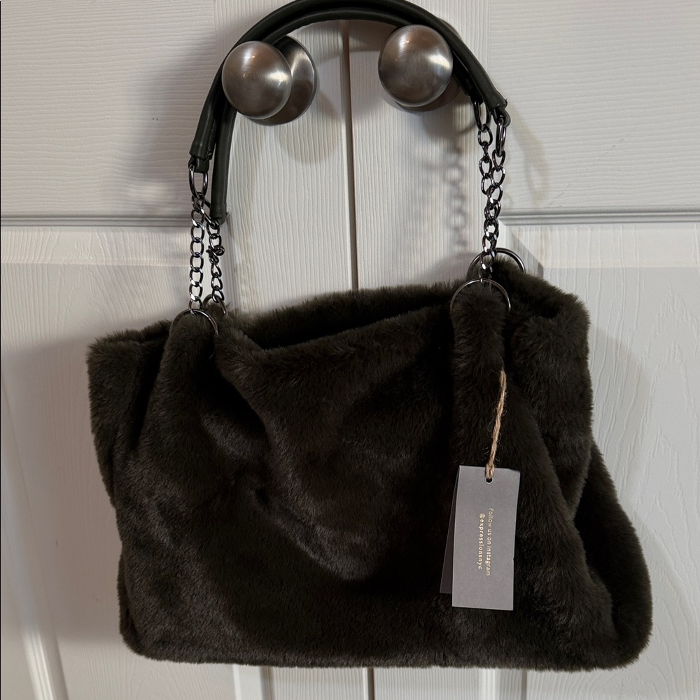E/N Expressions New York City Luxurious Faux Fur large handbag purse NWT